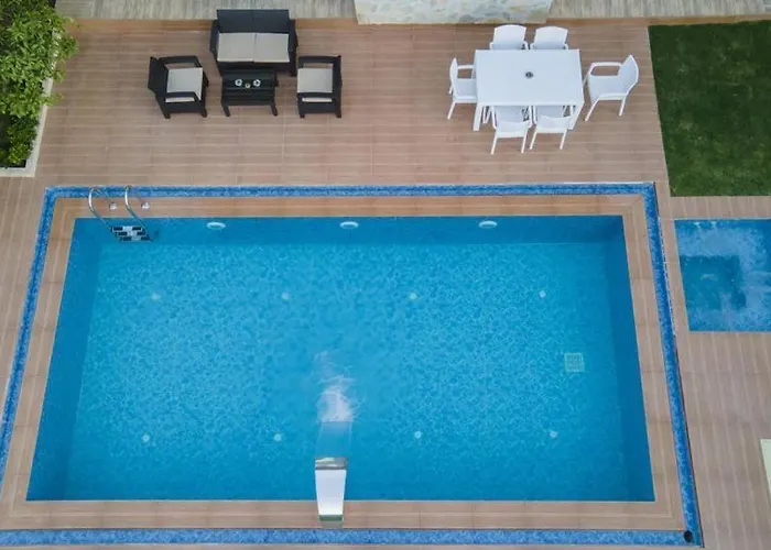 Brown Villa *